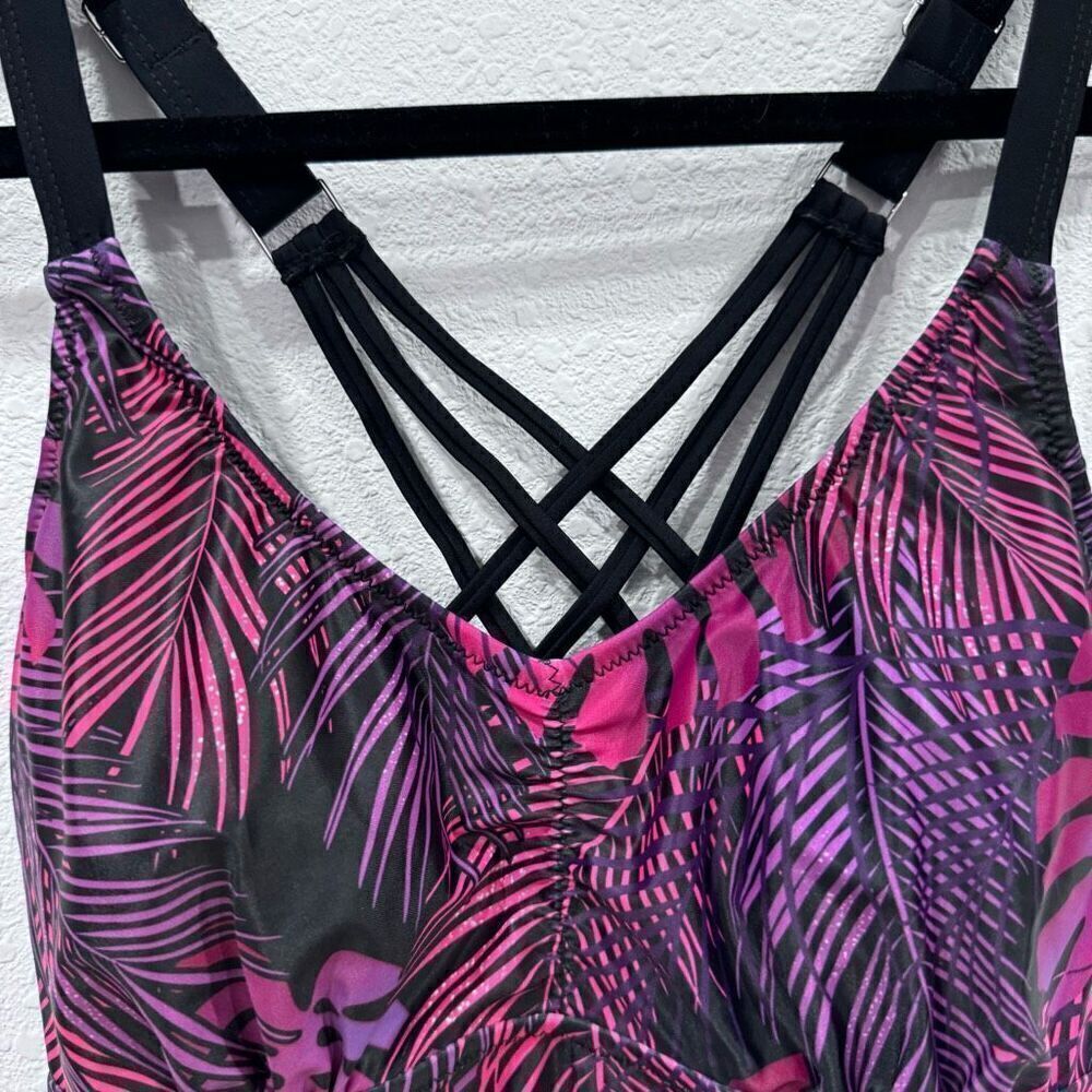 Temp me ‎ women takini size small - Picture 2 of 7